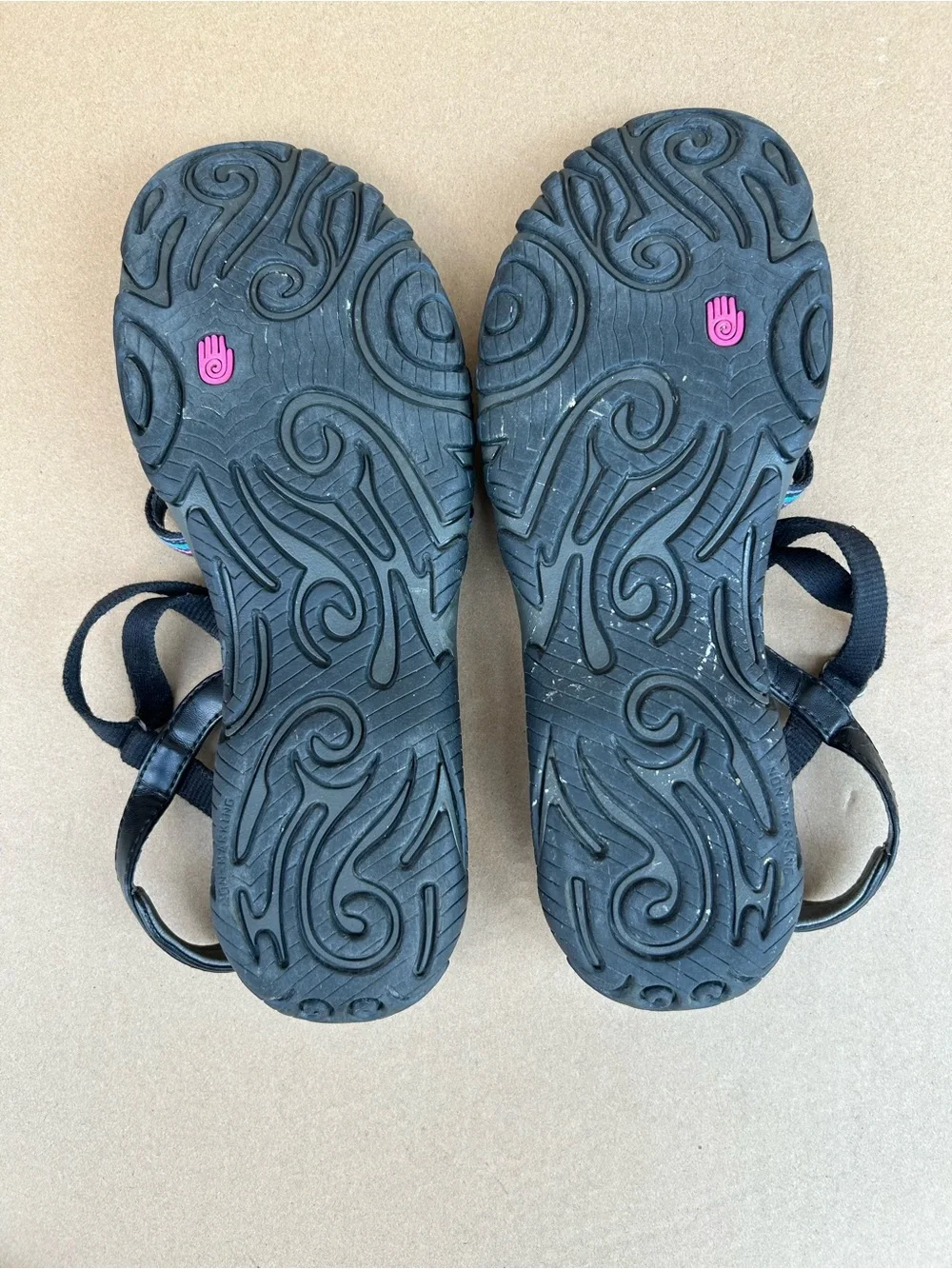 Teva Kayenta Strappy Sandals Women’s sz 10 Adjustable Hiking Sport Black Purple